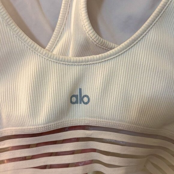 Alo Yoga Sports Bra - Picture 3 of 5